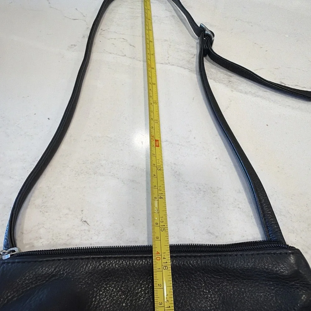 Vintage Sven Berkeley USA Black Pebbled Leather Zipper Crossbody Handbag EUC